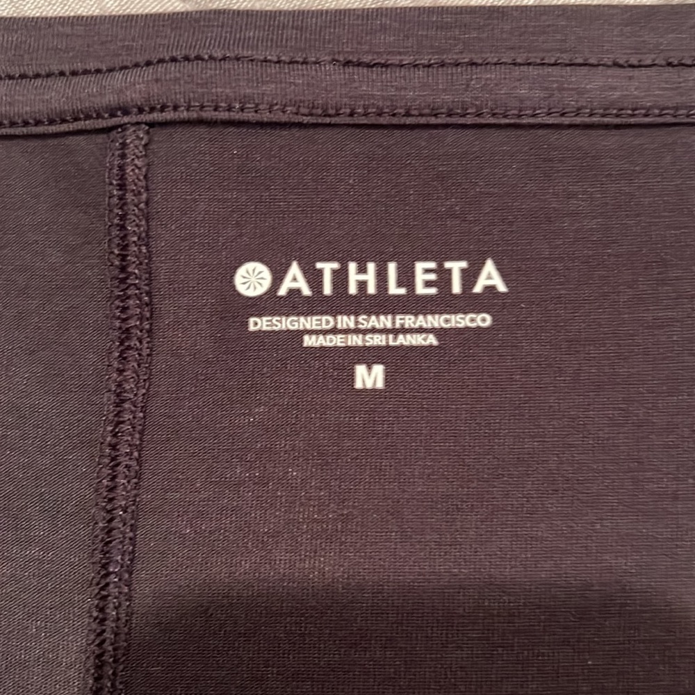 Athleta Barr top in plum size medium - Picture 3 of 4